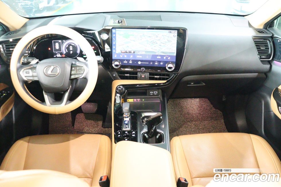 Lexus NX 2022