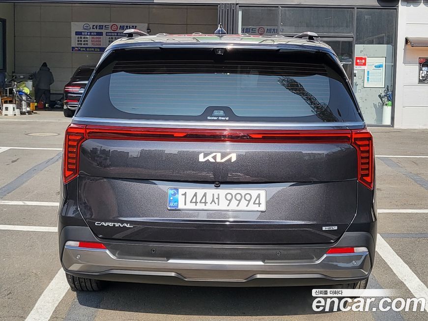 Kia Canival 2024