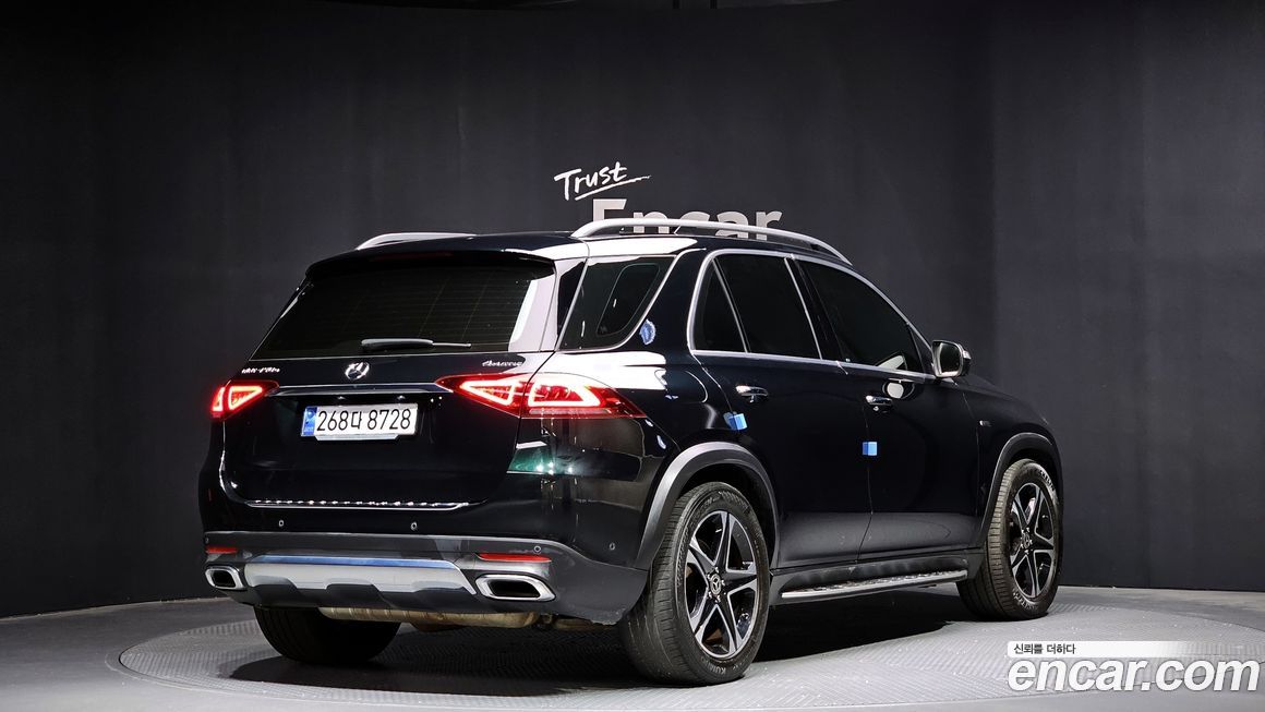 Mercedes-Benz GLE-Class 2021