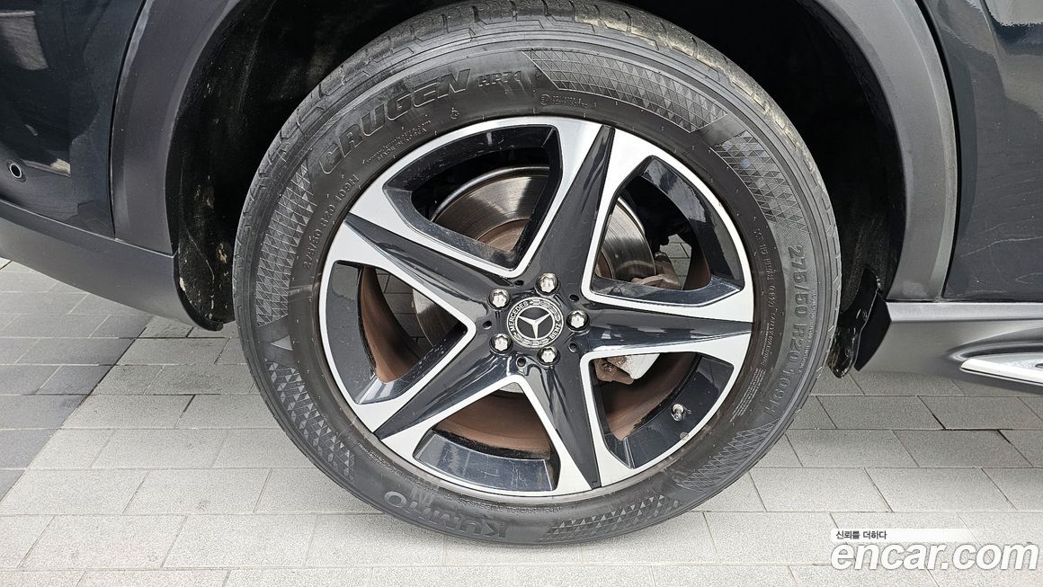 Mercedes-Benz GLE-Class 2021