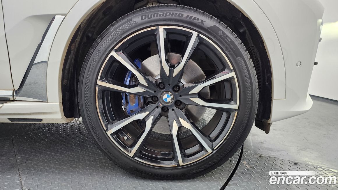 BMW X7 2022