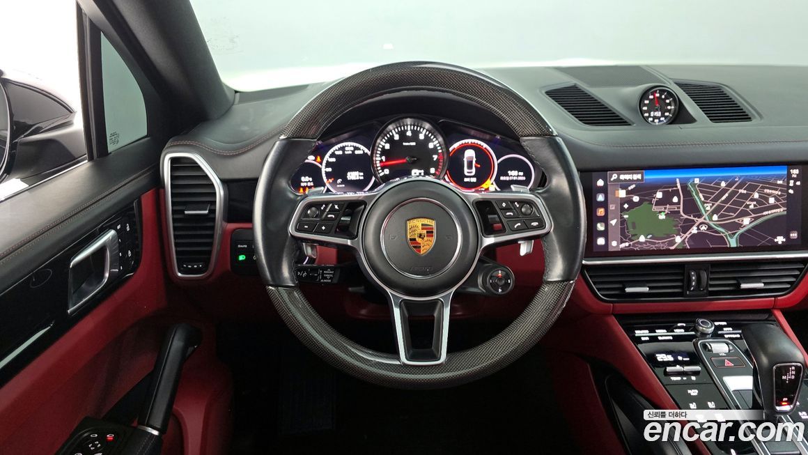 Porsche Cayenne 2022