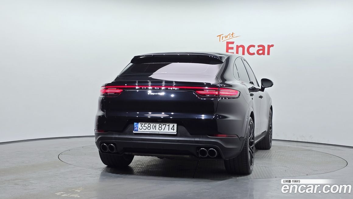 Porsche Cayenne 2022