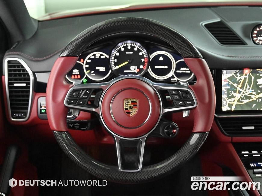 Porsche Cayenne 2021