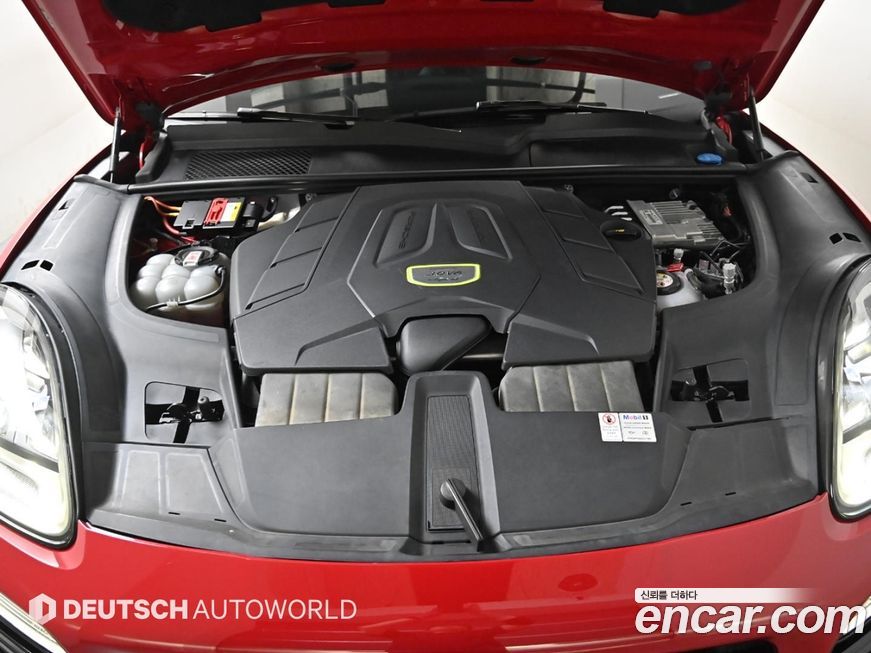 Porsche Cayenne 2021