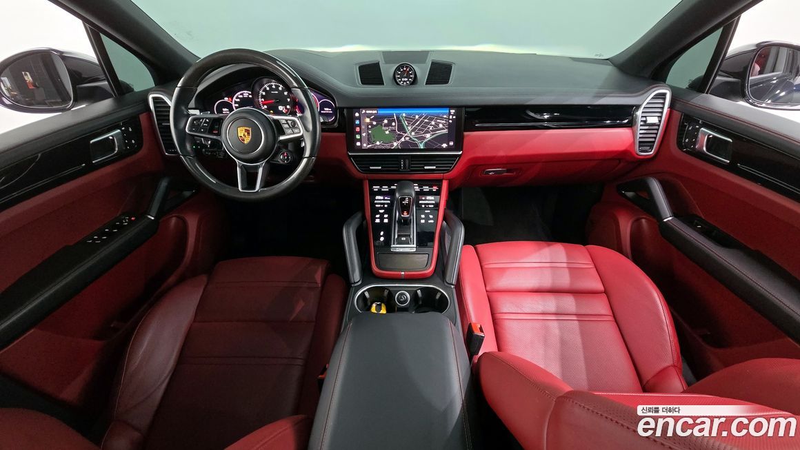 Porsche Cayenne 2022