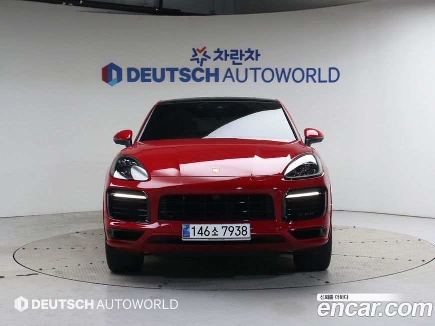 Porsche Cayenne 2021