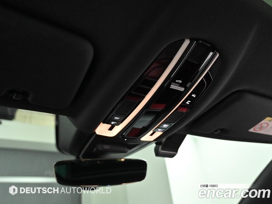 Porsche Cayenne 2021