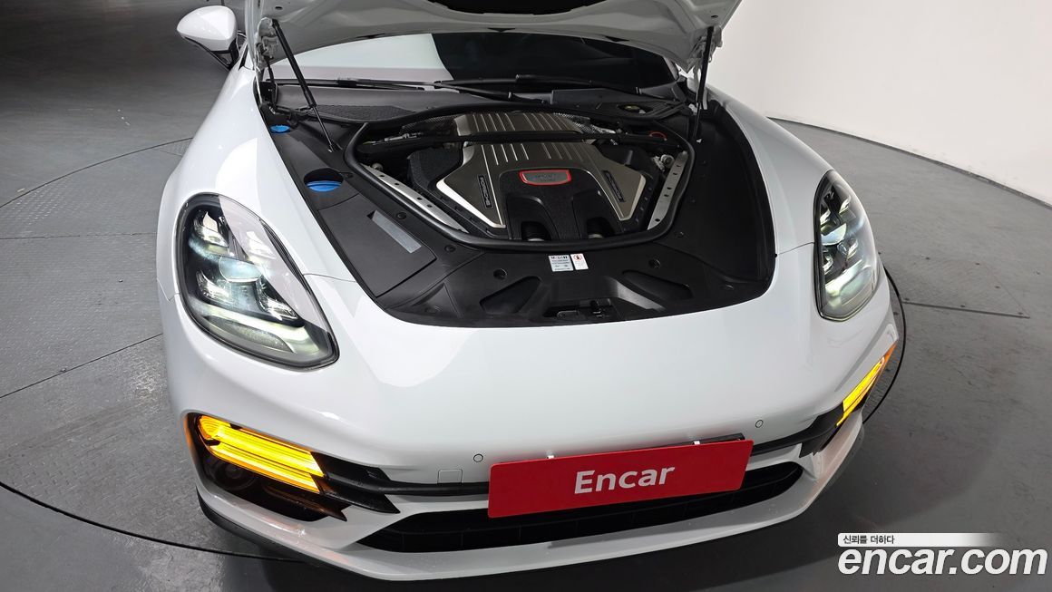 Porsche Panamera 2018