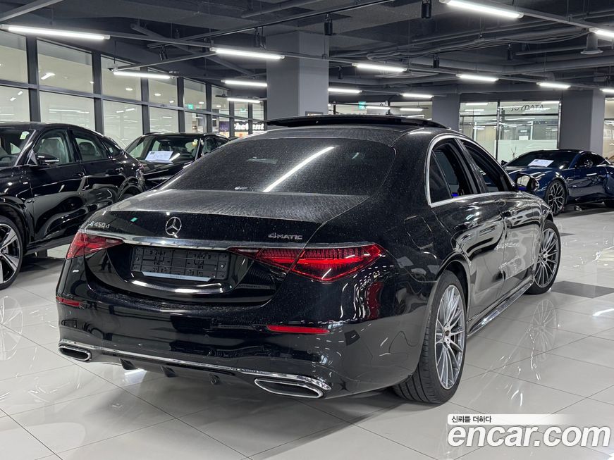 Mercedes-Benz S-Class 2024