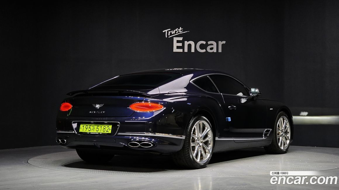 Bentley Continental 2023