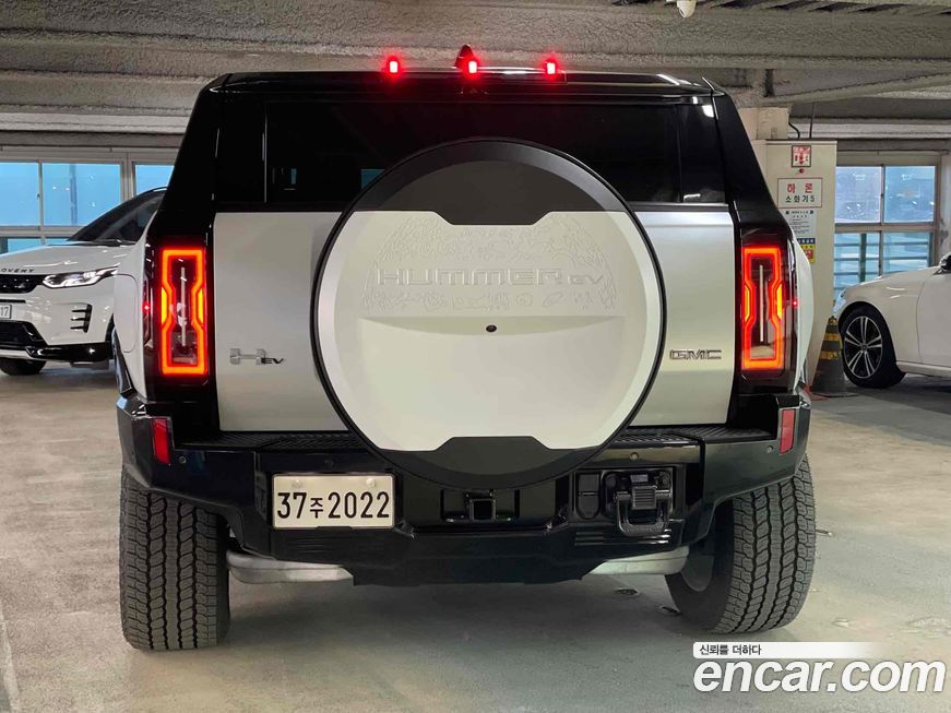 GMC Hummer EV 2025