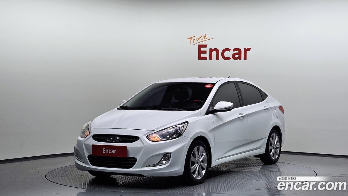 Hyundai Accent 2012