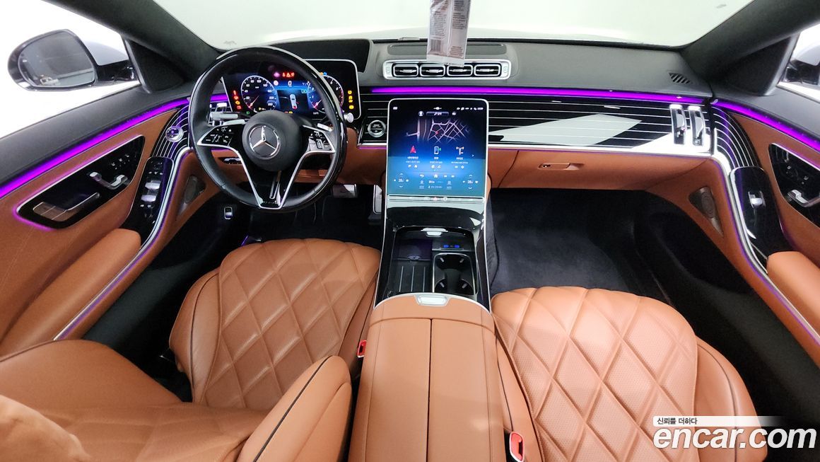 Mercedes-Benz S-Class 2024