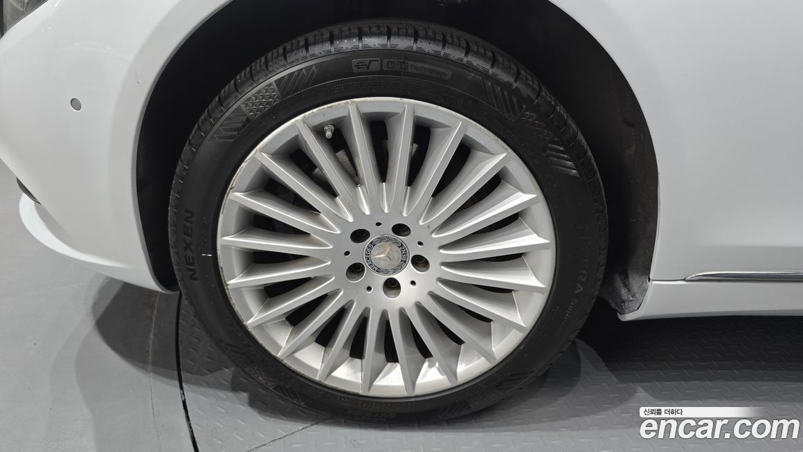 Mercedes-Benz S-Class 2015