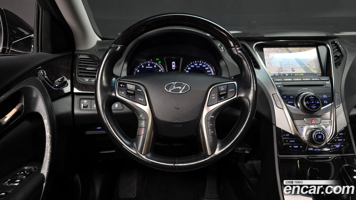 Hyundai Grandeur 2011