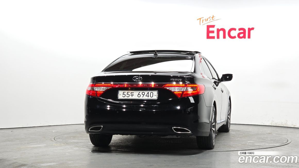 Hyundai Grandeur 2011