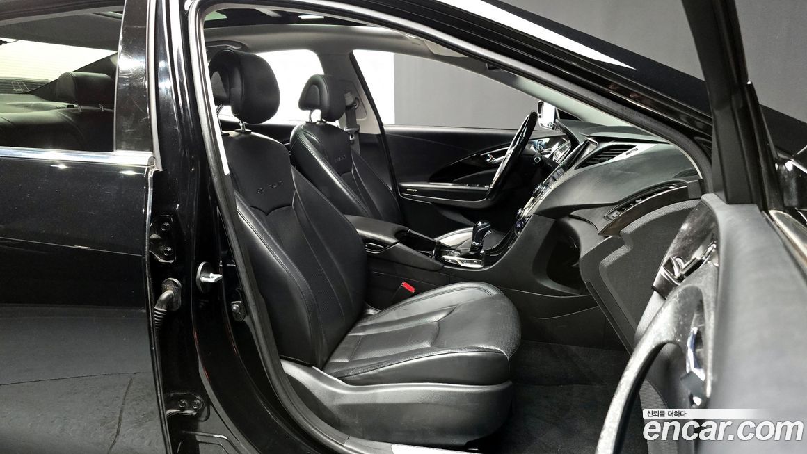 Hyundai Grandeur 2011