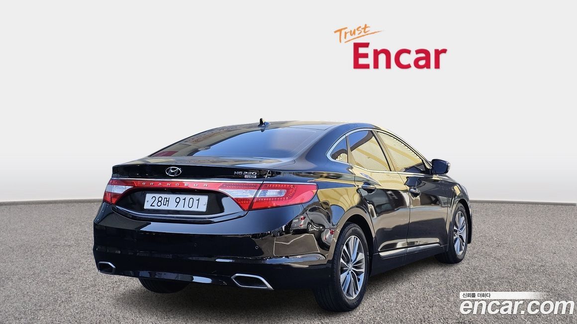 Hyundai Grandeur 2015