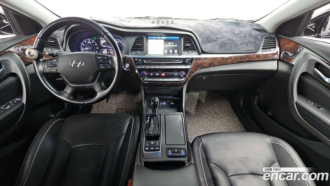 Hyundai Aslan 2016