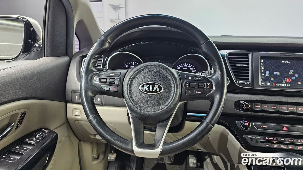 Kia Canival 2017