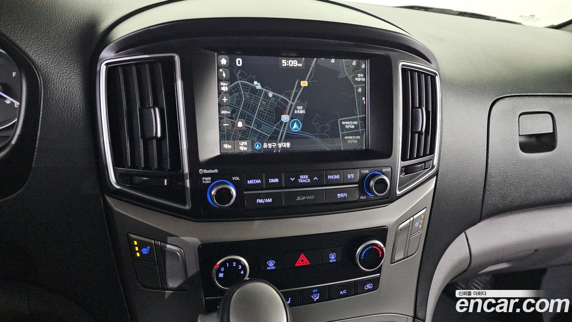 Hyundai Starex 2017