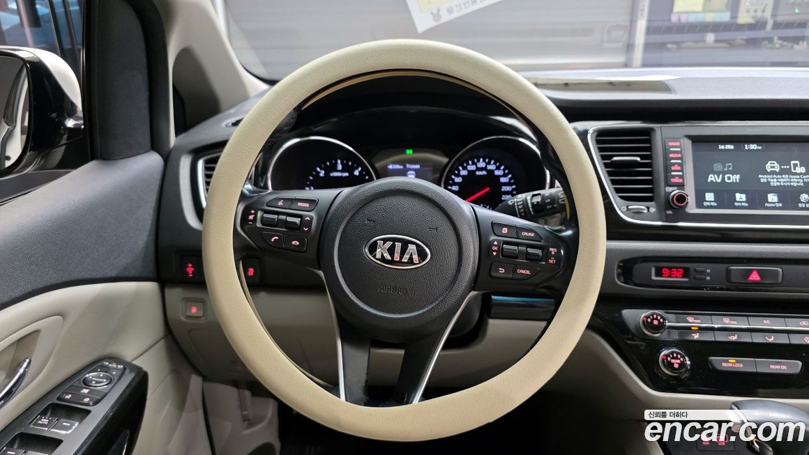 Kia Canival 2019