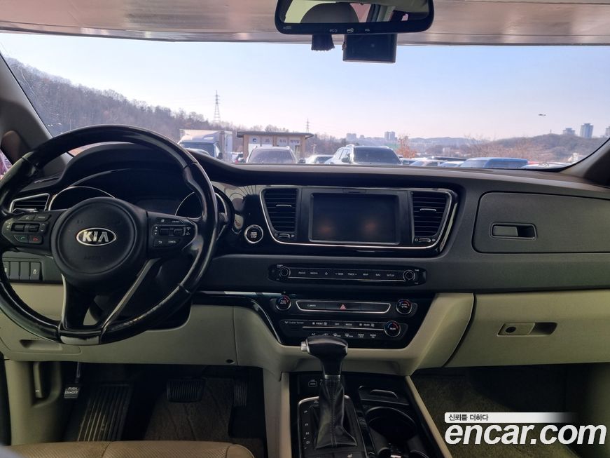 Kia Canival 2018