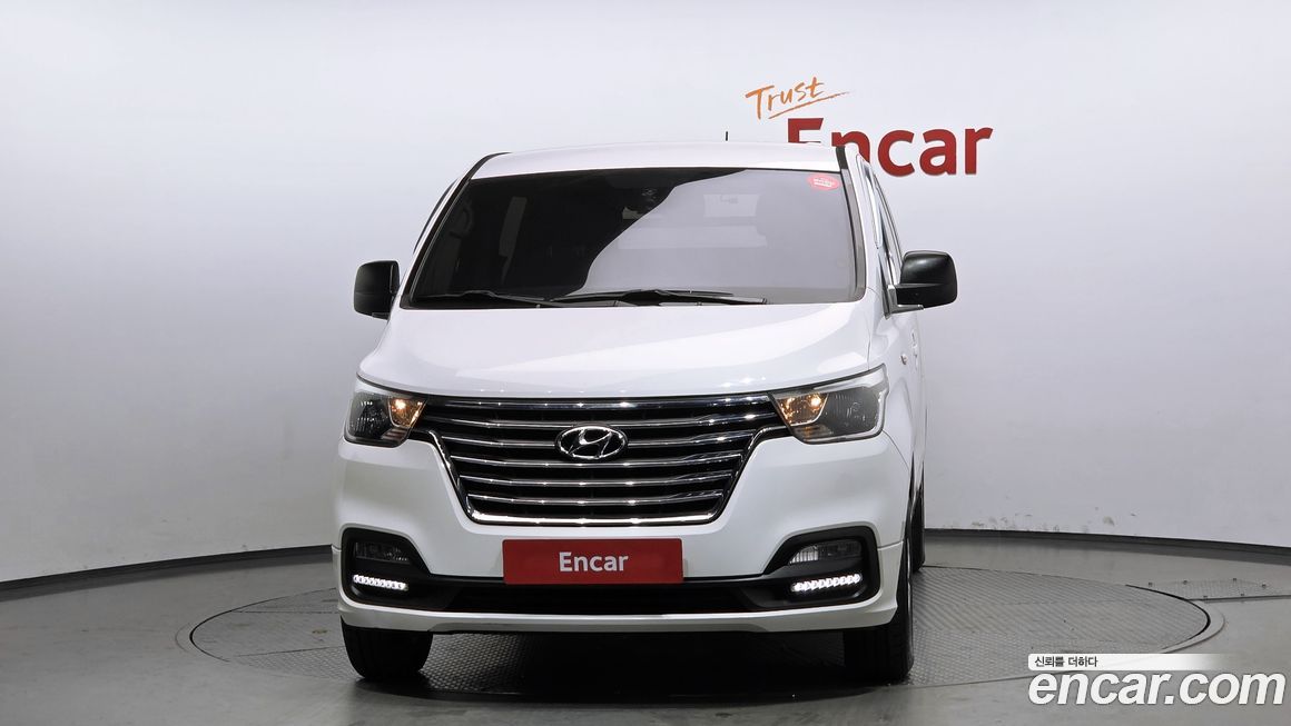 Hyundai Starex 2019