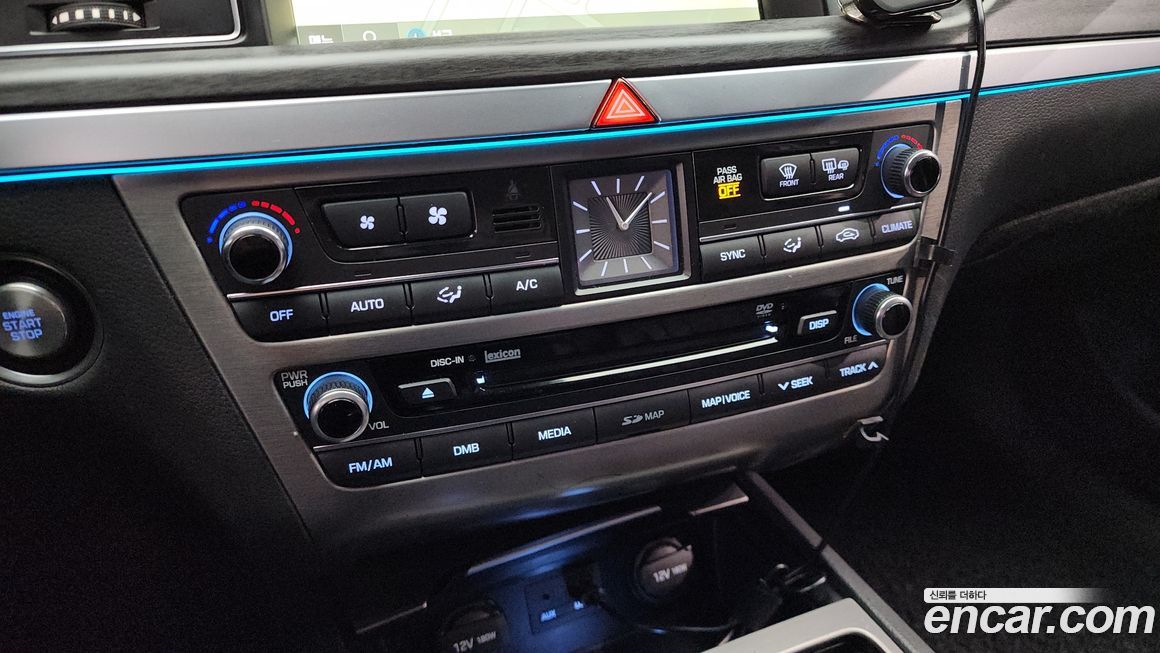 Hyundai Genesis 2016