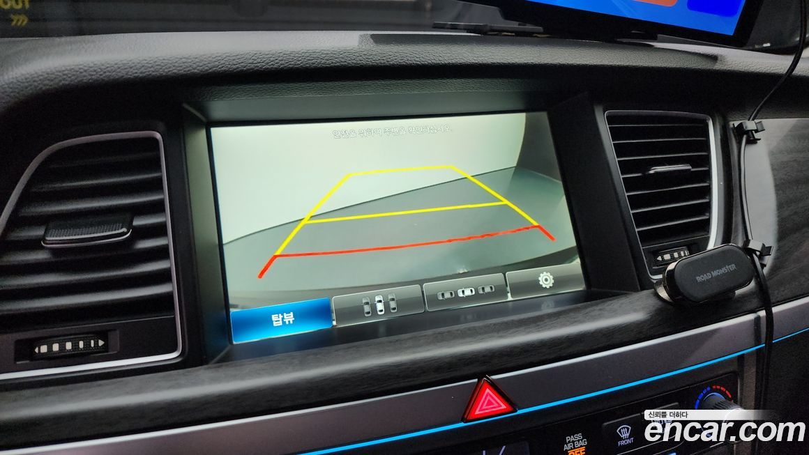 Hyundai Genesis 2016