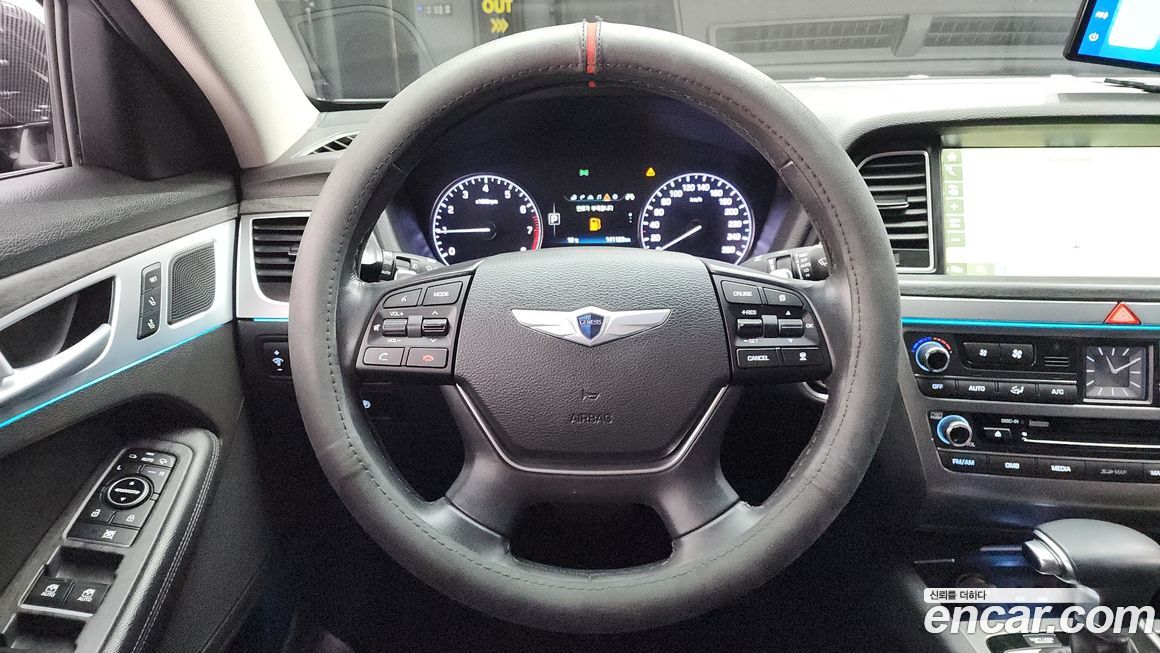 Hyundai Genesis 2016