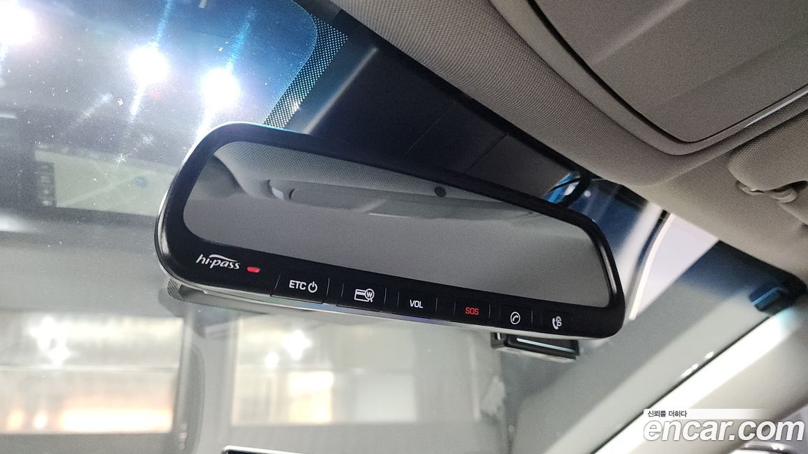 Hyundai Genesis 2016