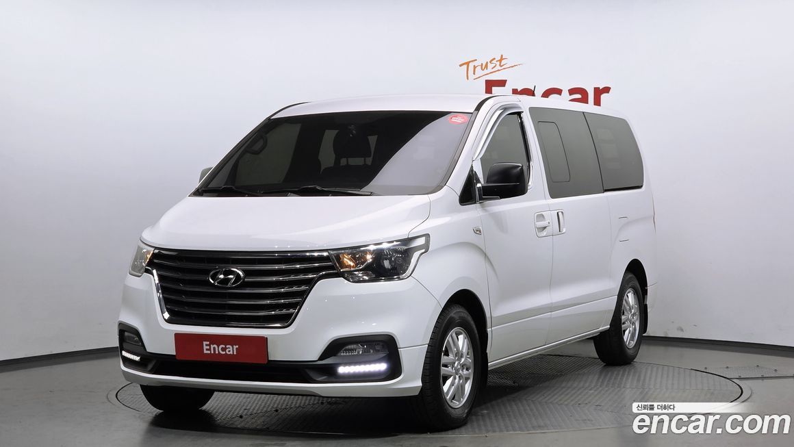 Hyundai Starex 2019