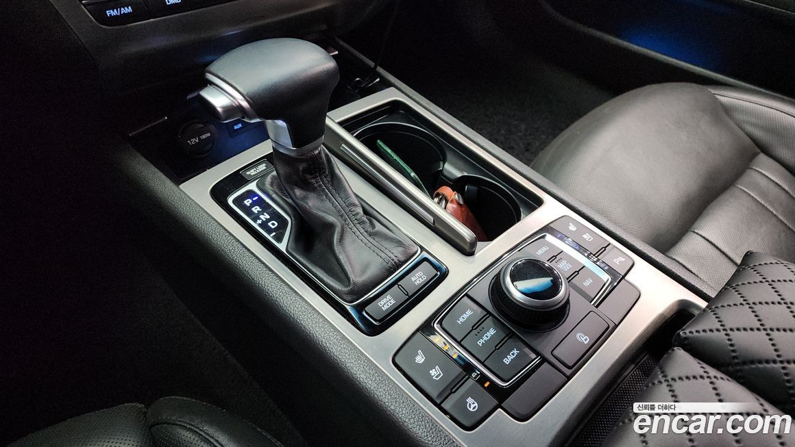 Hyundai Genesis 2016