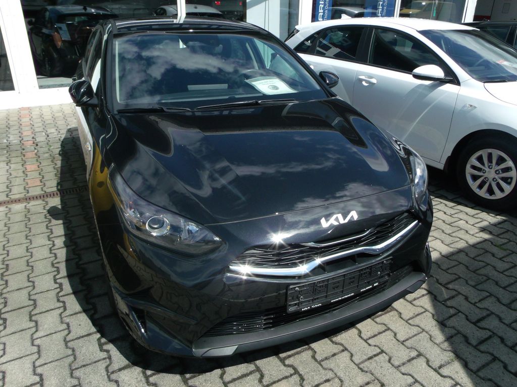 Kia cee'd / Ceed 2025