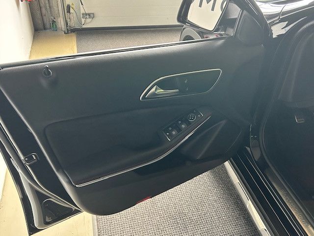 Mercedes-Benz GLA 180 2018