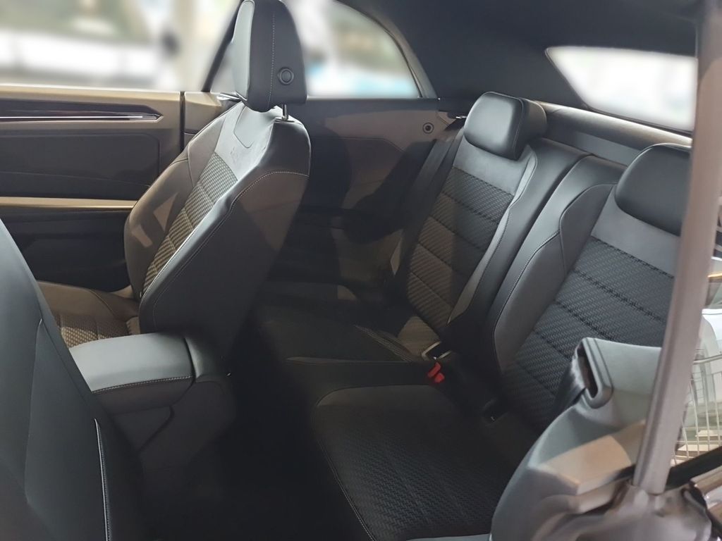 Volkswagen T-Roc 2025