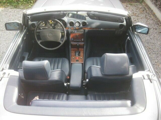 Mercedes-Benz SL 560 1987