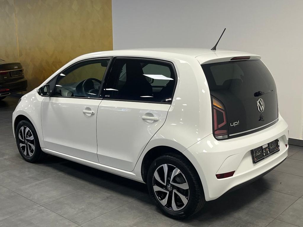 Volkswagen up! 2023