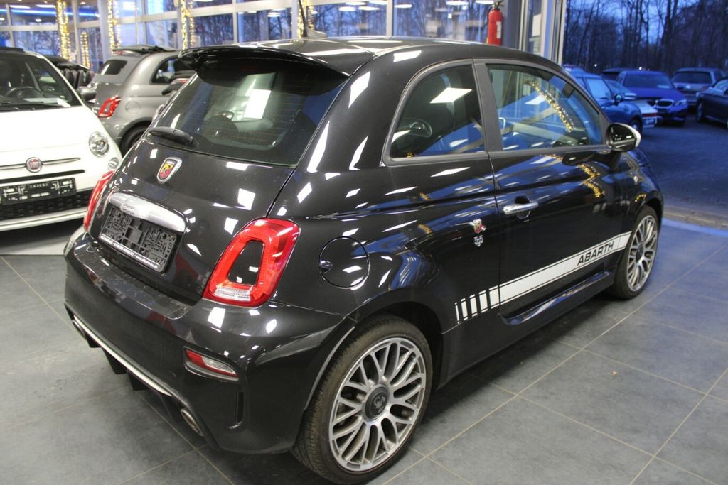 Abarth 595 2021