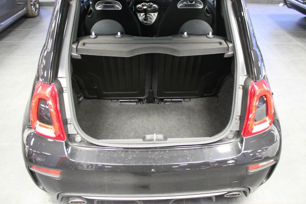 Abarth 595 2021