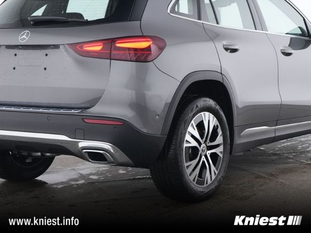 Mercedes-Benz GLA 180 2025