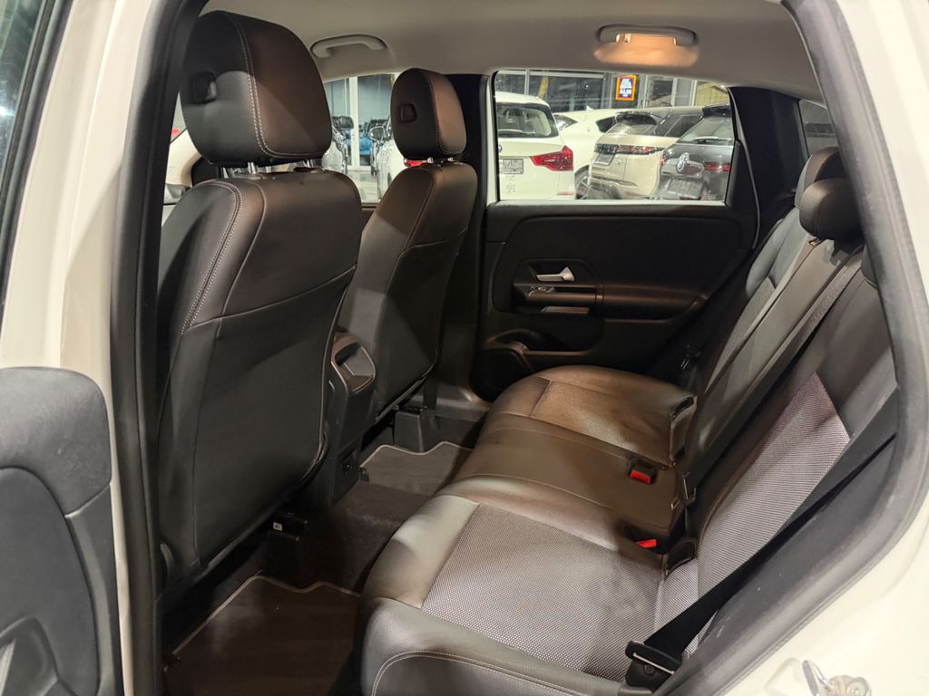 Mercedes-Benz B 250 2021