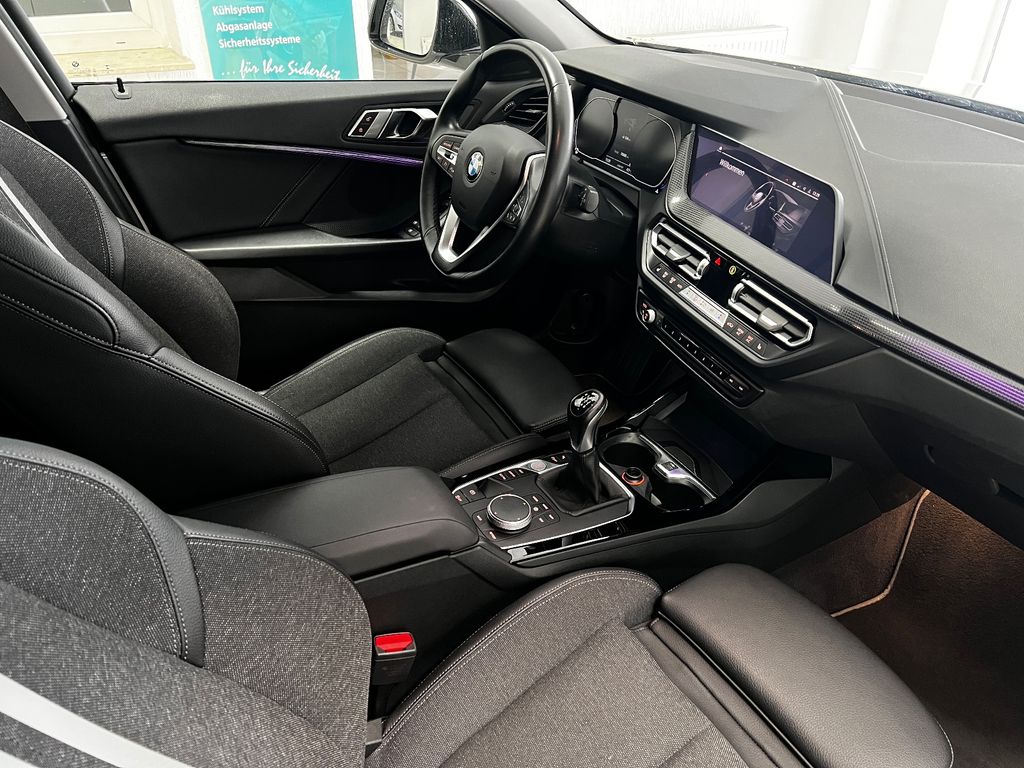BMW 116 2021