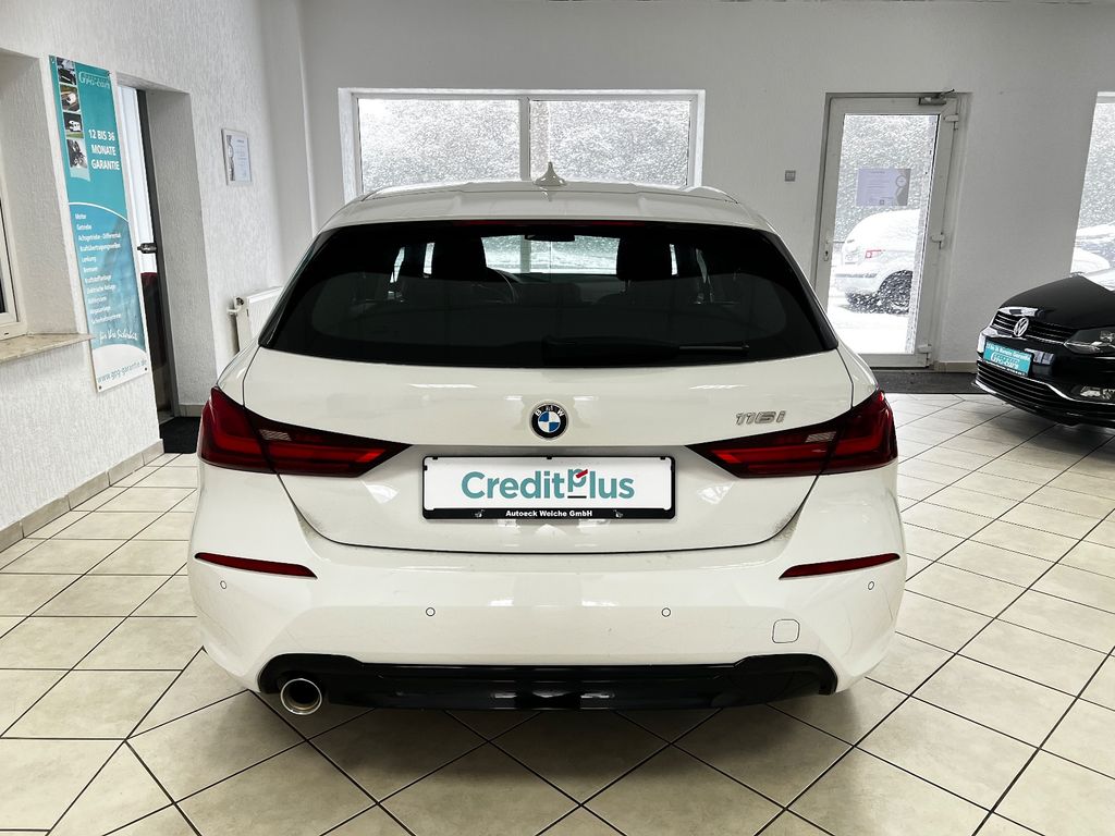 BMW 116 2021
