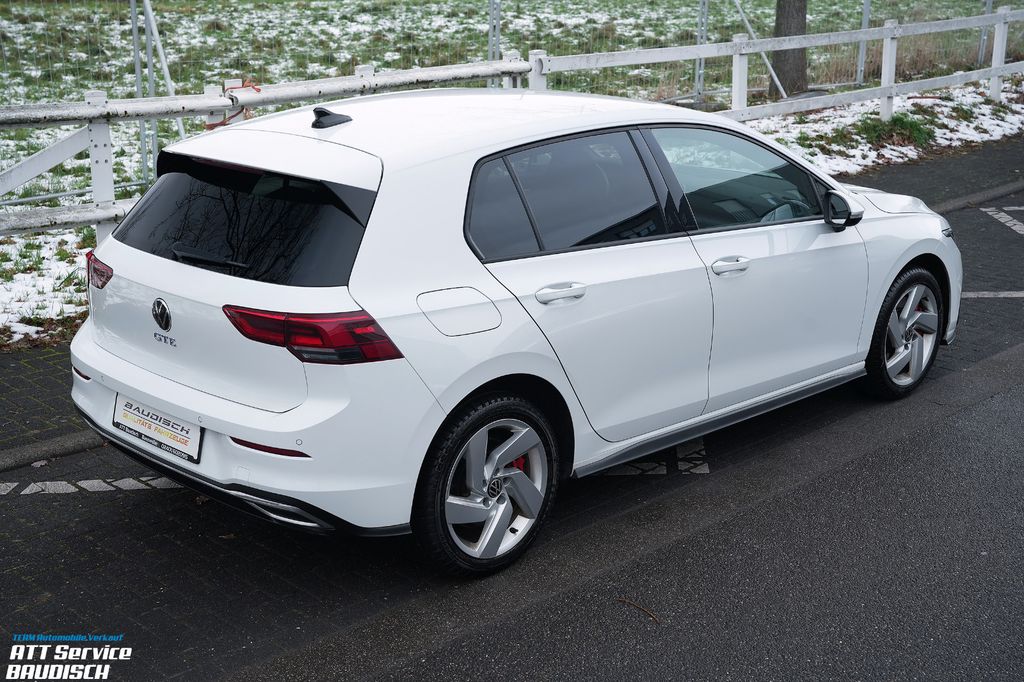 Volkswagen Golf 2021