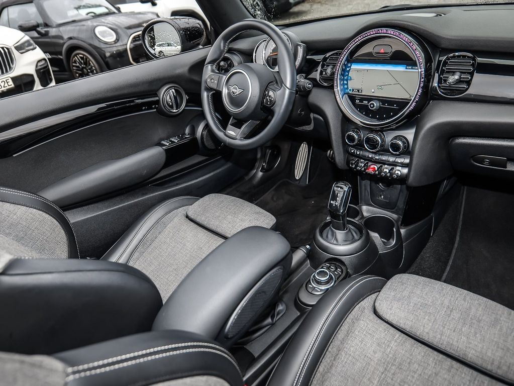 MINI Cooper Cabrio 2022