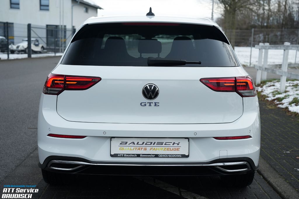 Volkswagen Golf 2021