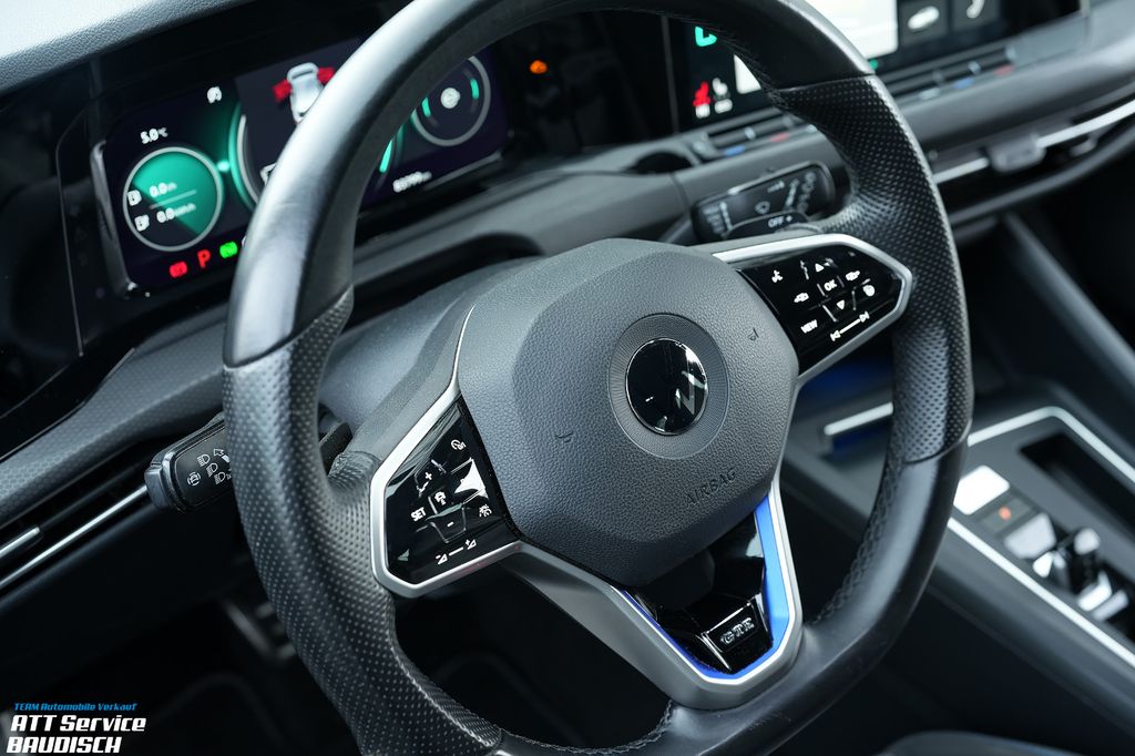 Volkswagen Golf 2021